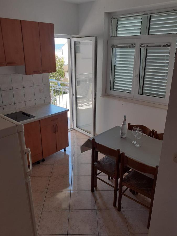 Apartments Vinea Baška Voda Екстериор снимка